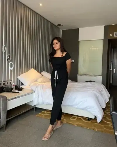 Call Girls Shalimar Bagh Cash On Delivery